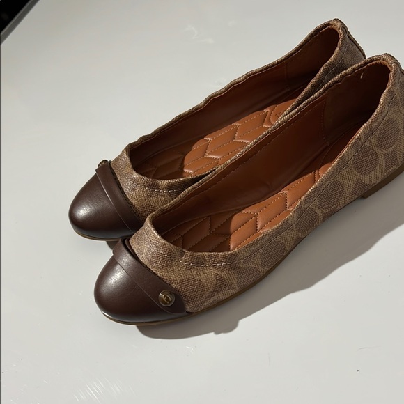 Coach Tan and Brown Flats - Picture 10 of 14